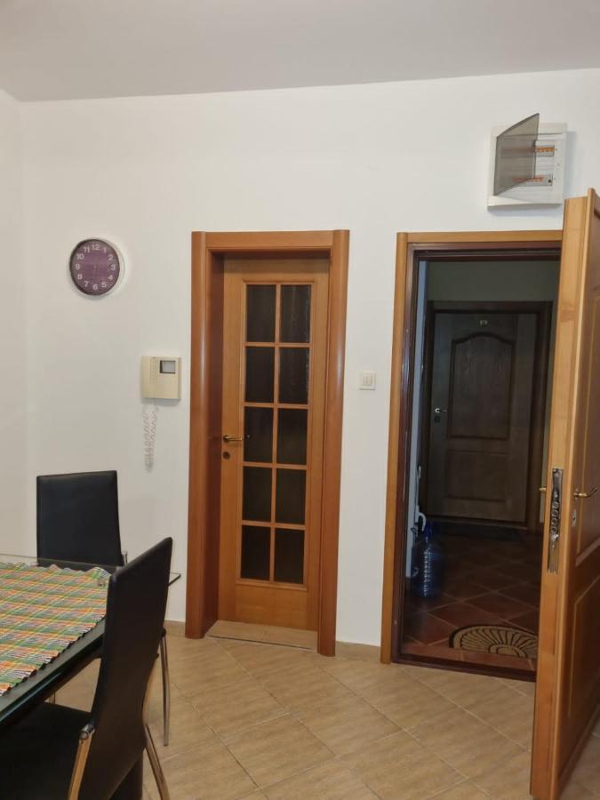 Apartments Sneza Рісан Екстер'єр фото