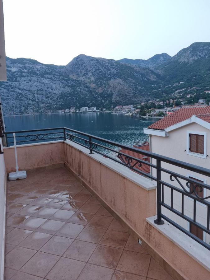 Apartments Sneza Рісан Екстер'єр фото