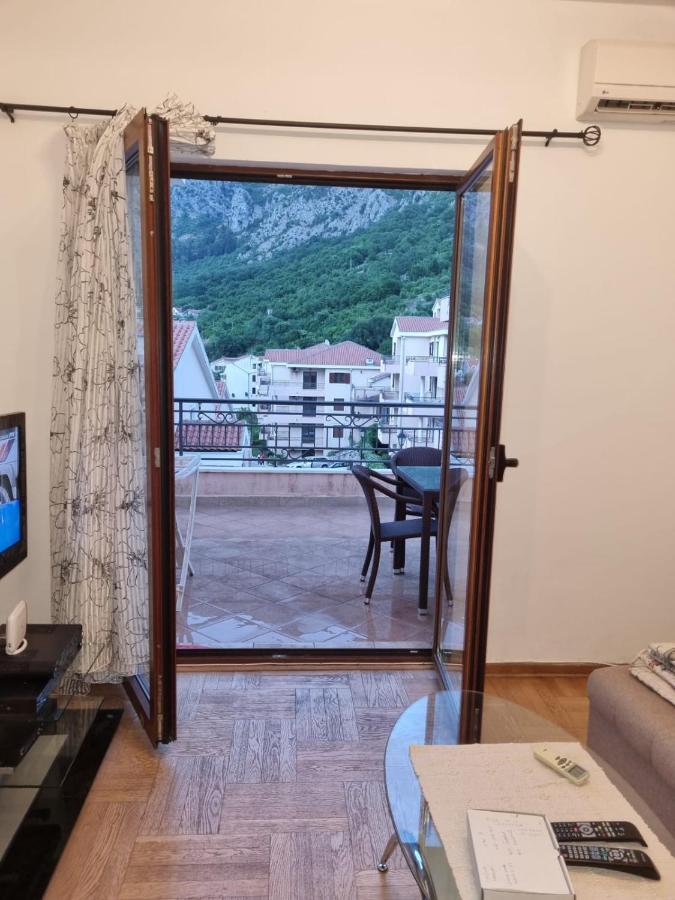 Apartments Sneza Рісан Екстер'єр фото
