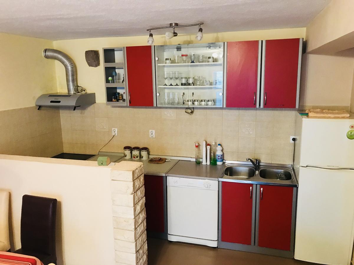 Apartments Sneza Рісан Екстер'єр фото