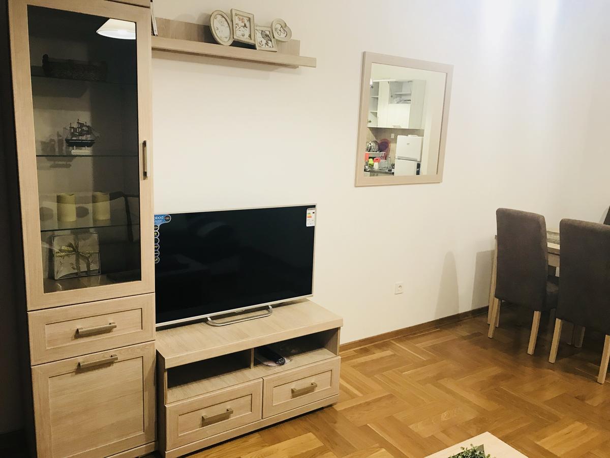 Apartments Sneza Рісан Екстер'єр фото