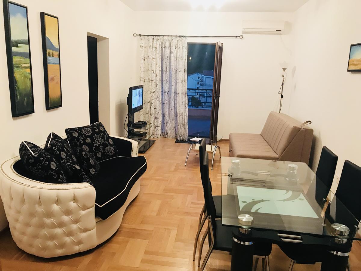 Apartments Sneza Рісан Екстер'єр фото